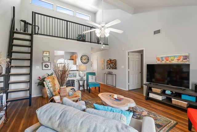 111 Sugar Creek Drive, Rockport, TX 78382