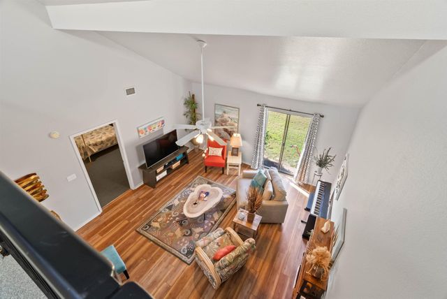 111 Sugar Creek Drive, Rockport, TX 78382