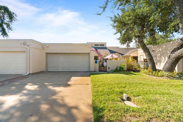 111 Sugar Creek Drive, Rockport, TX 78382