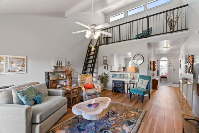 111 Sugar Creek Drive, Rockport, TX 78382