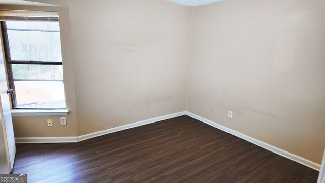 586 Stonehedge Drive, Stone Mountain, GA 30087