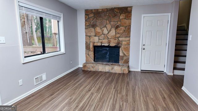 586 Stonehedge Drive, Stone Mountain, GA 30087