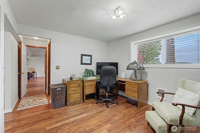 1611 Ham Hill Road, Centralia, WA 98531