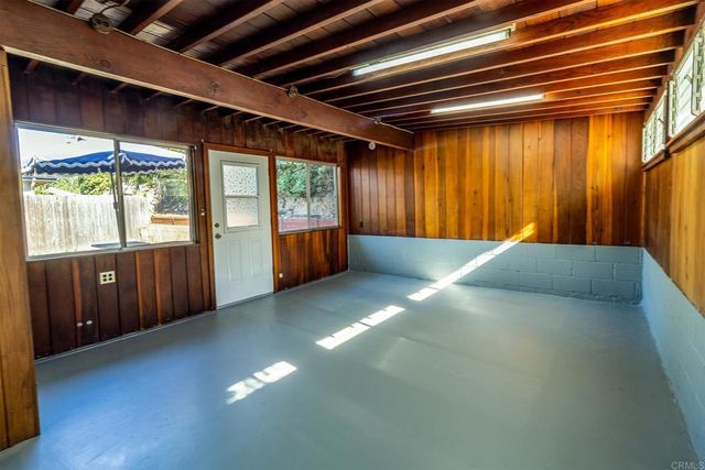 4935 Clearview Way, La Mesa, CA 91942