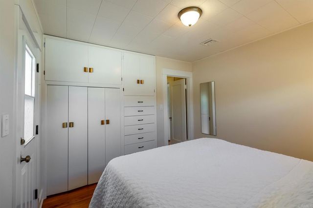 4935 Clearview Way, La Mesa, CA 91942