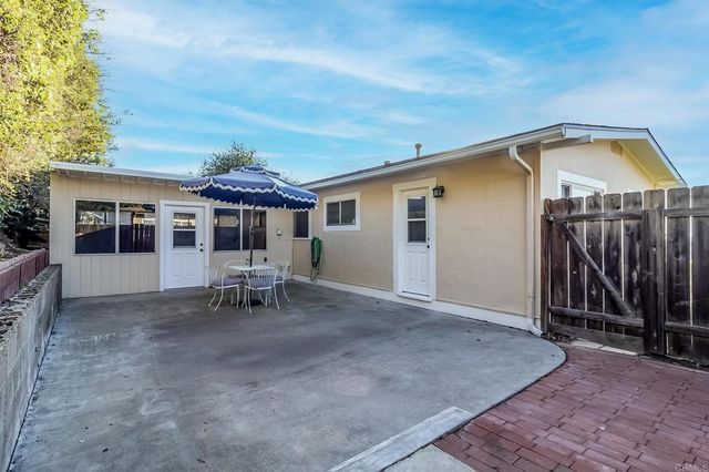 4935 Clearview Way, La Mesa, CA 91942