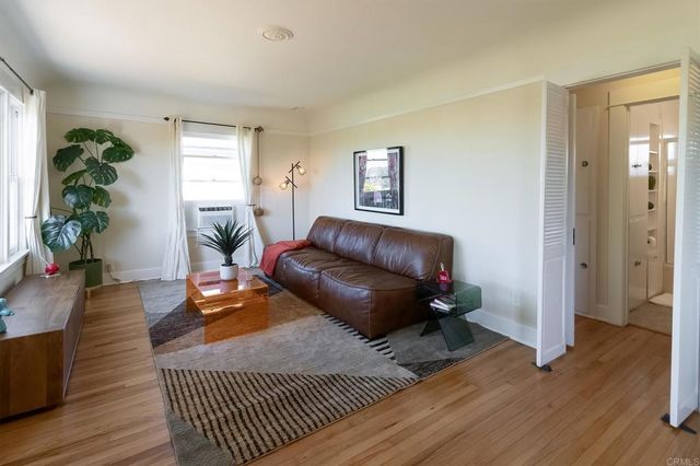 4935 Clearview Way, La Mesa, CA 91942