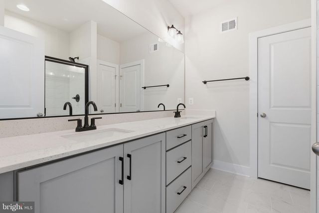 110 CROWN ST, Baltimore, MD 21230