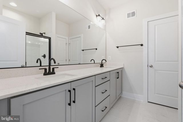 110 CROWN ST, Baltimore, MD 21230