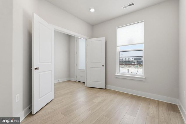 110 CROWN ST, Baltimore, MD 21230