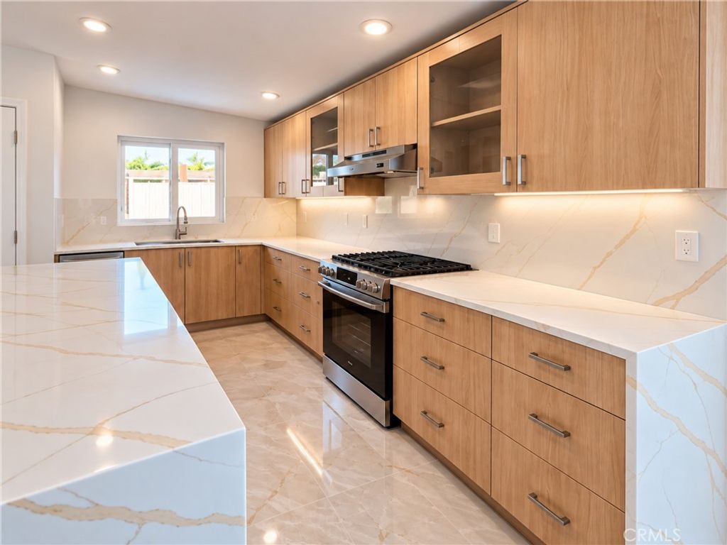 12182 Bradford, Granada Hills, CA 91344 — photo 5