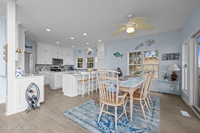 8722 Emerald Plantation Road, Emerald Isle, NC 28594