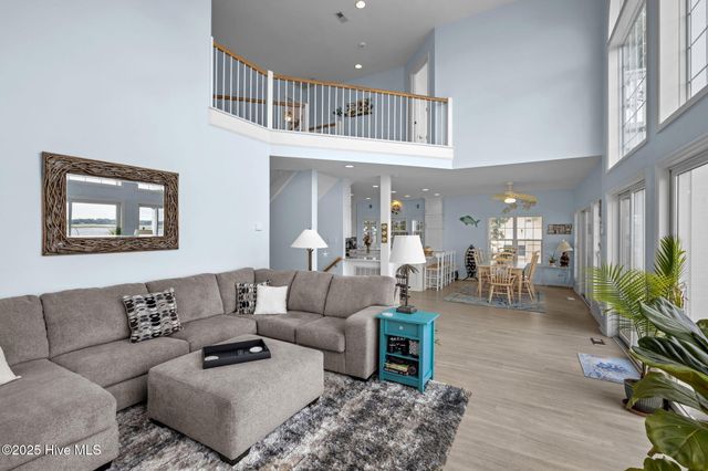 8722 Emerald Plantation Road, Emerald Isle, NC 28594