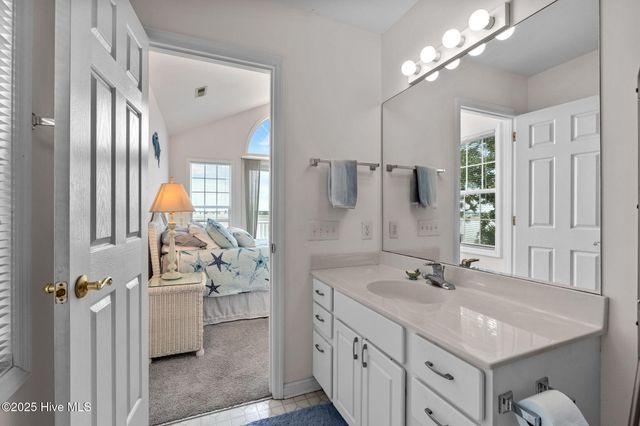 8722 Emerald Plantation Road, Emerald Isle, NC 28594