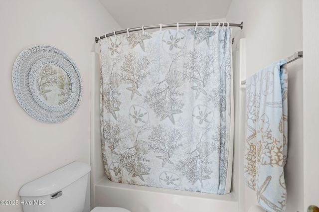 8722 Emerald Plantation Road, Emerald Isle, NC 28594