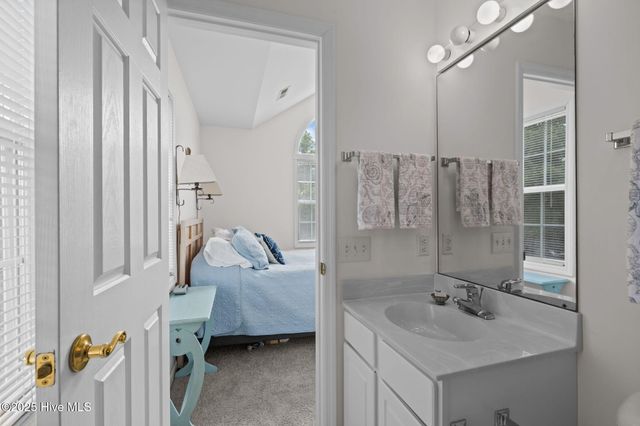 8722 Emerald Plantation Road, Emerald Isle, NC 28594