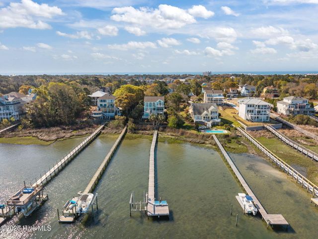 8722 Emerald Plantation Road, Emerald Isle, NC 28594