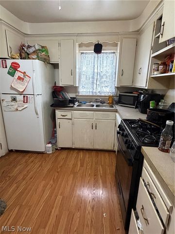 3561 Daleford Road, Shaker Heights, OH 44122