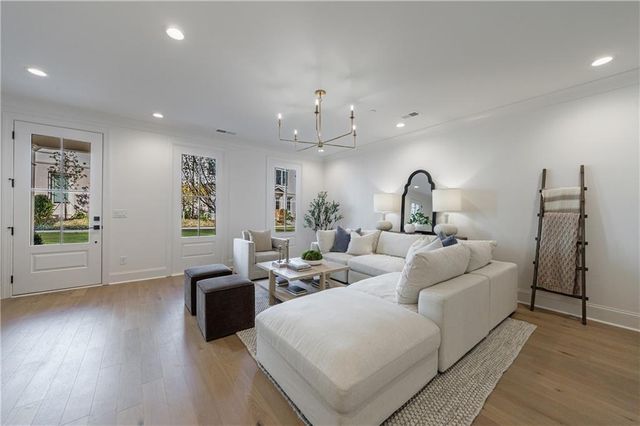 410 Mayfair Court, Alpharetta, GA 30009