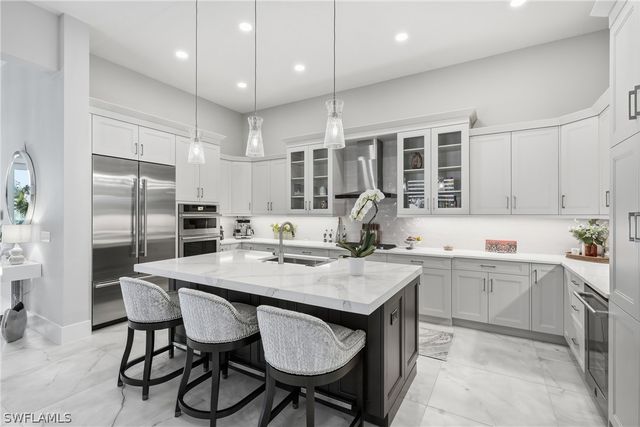 9700 Moonflower LN, Naples, FL 34114