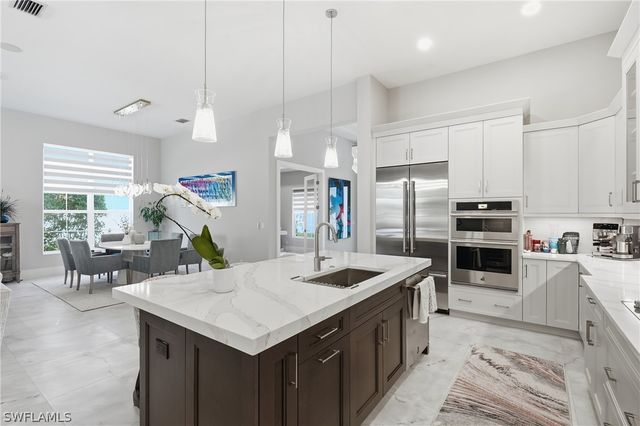 9700 Moonflower LN, Naples, FL 34114