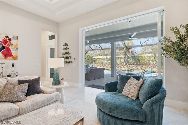 9700 Moonflower LN, Naples, FL 34114