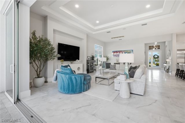 9700 Moonflower LN, Naples, FL 34114