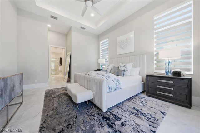 9700 Moonflower LN, Naples, FL 34114