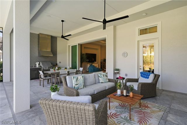 9700 Moonflower LN, Naples, FL 34114