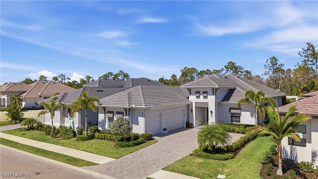 9700 Moonflower LN, Naples, FL 34114