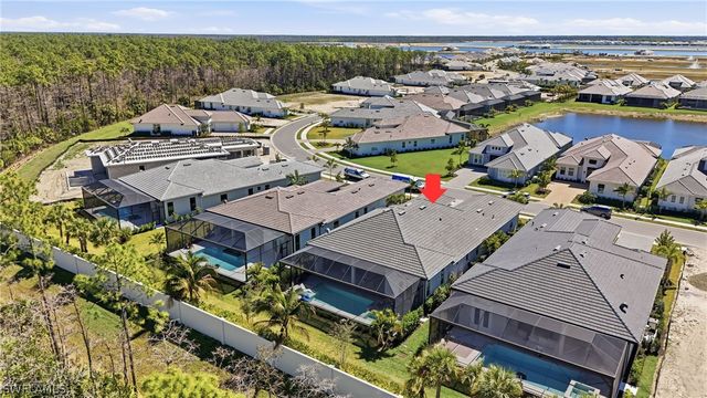 9700 Moonflower LN, Naples, FL 34114