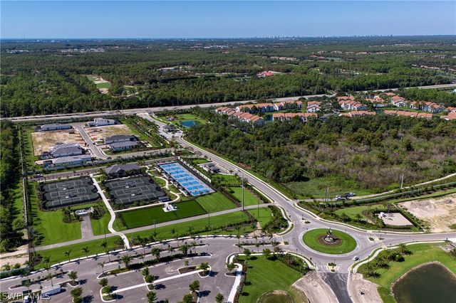 9700 Moonflower LN, Naples, FL 34114