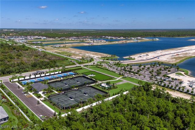 9700 Moonflower LN, Naples, FL 34114