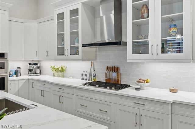 9700 Moonflower LN, Naples, FL 34114