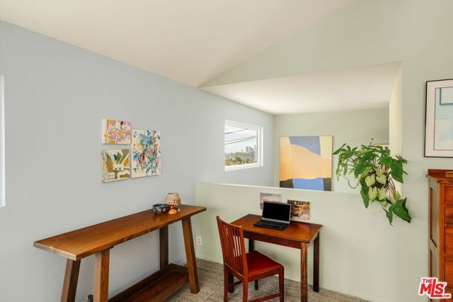 2220 Loveland Drive, Los Angeles, CA 90065
