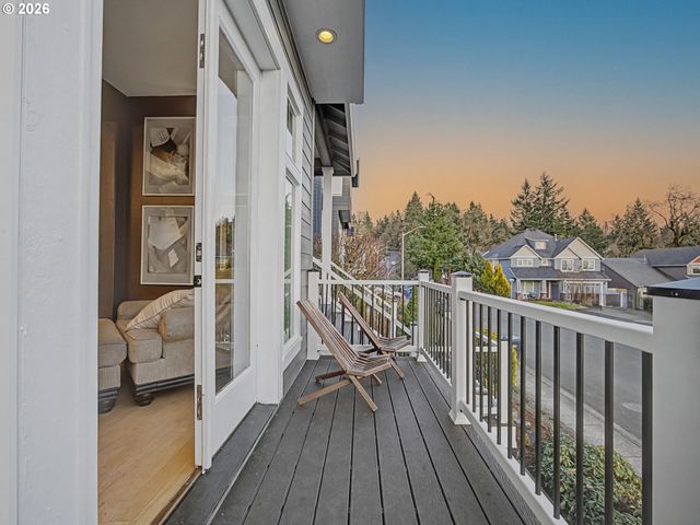 16429 Oak Tree Terrace, Oregon City, OR 97045