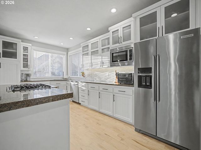 16429 Oak Tree Terrace, Oregon City, OR 97045