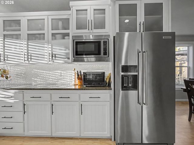 16429 Oak Tree Terrace, Oregon City, OR 97045