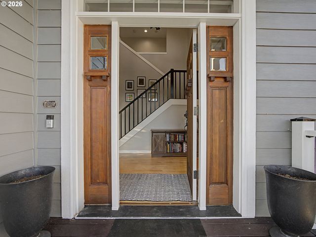 16429 Oak Tree Terrace, Oregon City, OR 97045