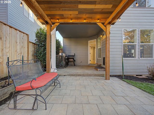 16429 Oak Tree Terrace, Oregon City, OR 97045