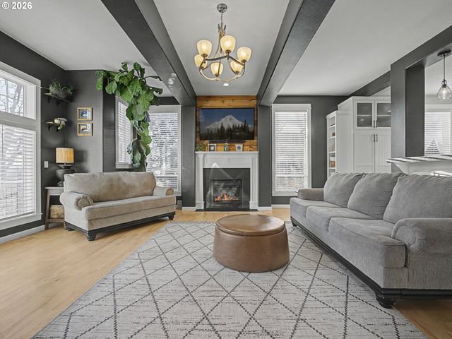 16429 Oak Tree Terrace, Oregon City, OR 97045