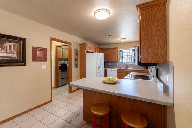 2204 Gray Dove Drive, Shawnee, OK 74804