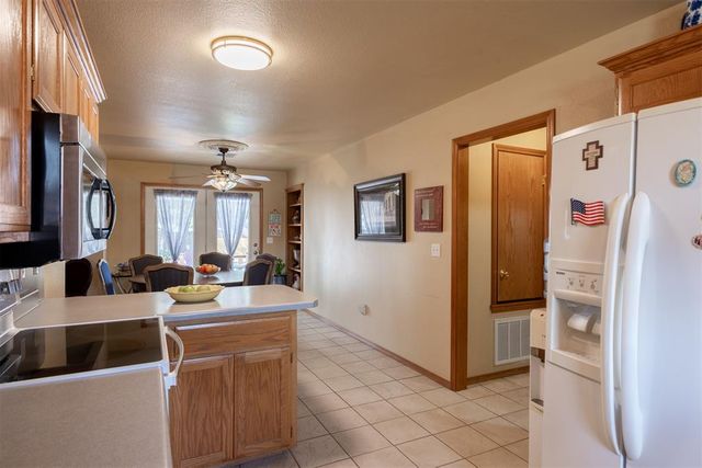 2204 Gray Dove Drive, Shawnee, OK 74804