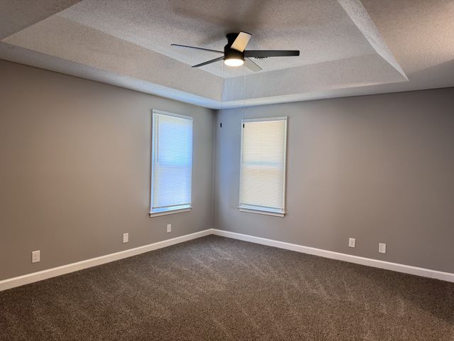 130 Shady Maple Dr, Clarksville, TN 37043