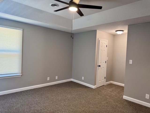130 Shady Maple Dr, Clarksville, TN 37043