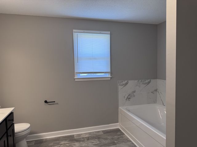 130 Shady Maple Dr, Clarksville, TN 37043
