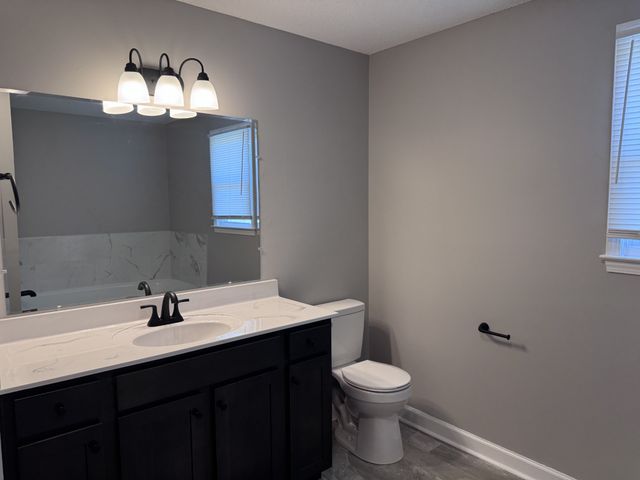 130 Shady Maple Dr, Clarksville, TN 37043