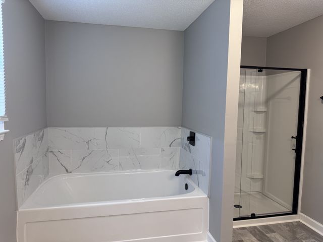 130 Shady Maple Dr, Clarksville, TN 37043