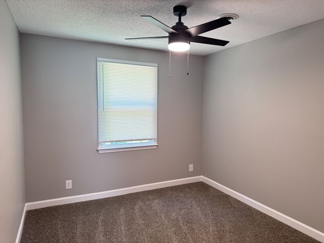 130 Shady Maple Dr, Clarksville, TN 37043