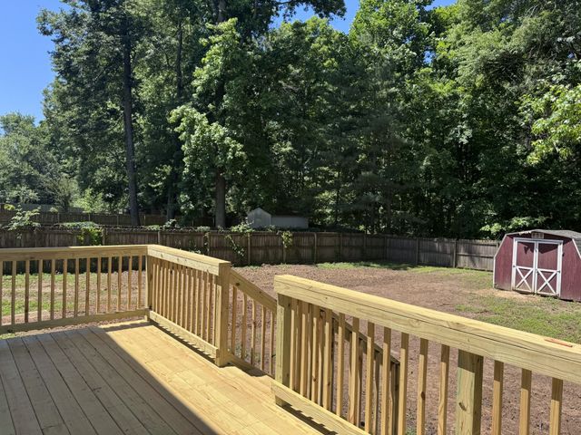 130 Shady Maple Dr, Clarksville, TN 37043